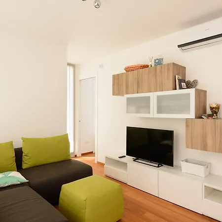 Portovecchio Apartment *