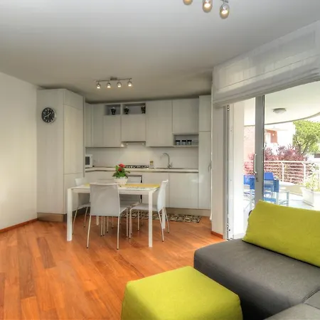 Portovecchio Apartment *
